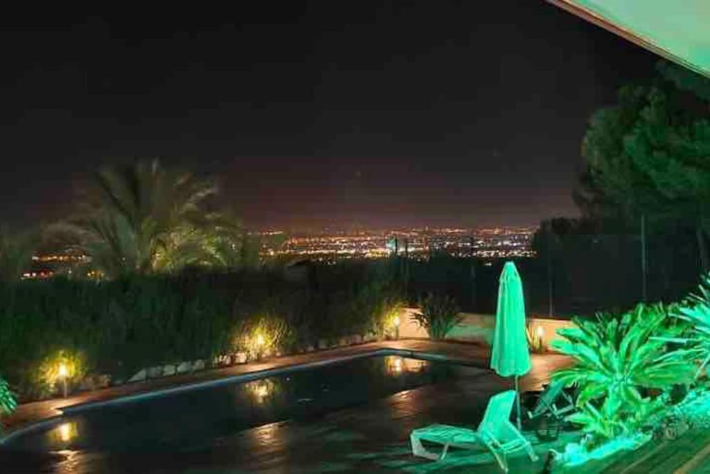 Villa Gloria Los Lopez ภายนอก รูปภาพ